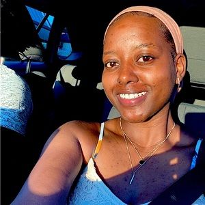 Meet your Posher, Omoya